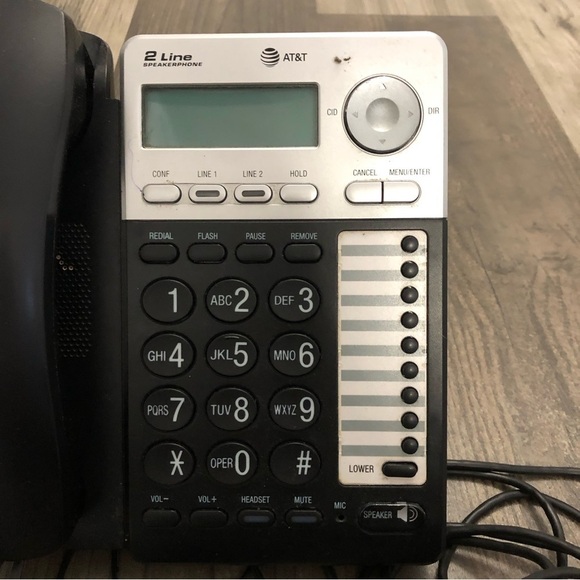 AT&T Corded Telephone with Caller ID -‎ Silver/Black (AT ML17929) three phones - Picture 3 of 7